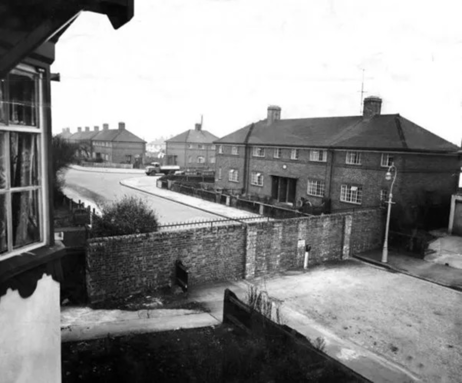 3.12 One of the two Cutteslowe walls dividing streets in Oxford from 1934 to 1959